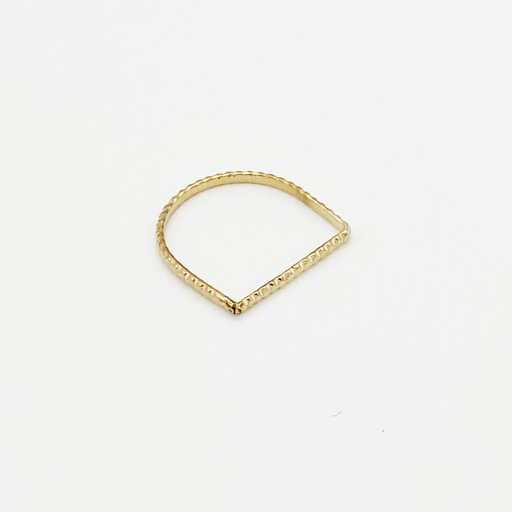 Straight Scalloped Gold Band Ring Designed By Boe - RedRubyRougeBoutique
